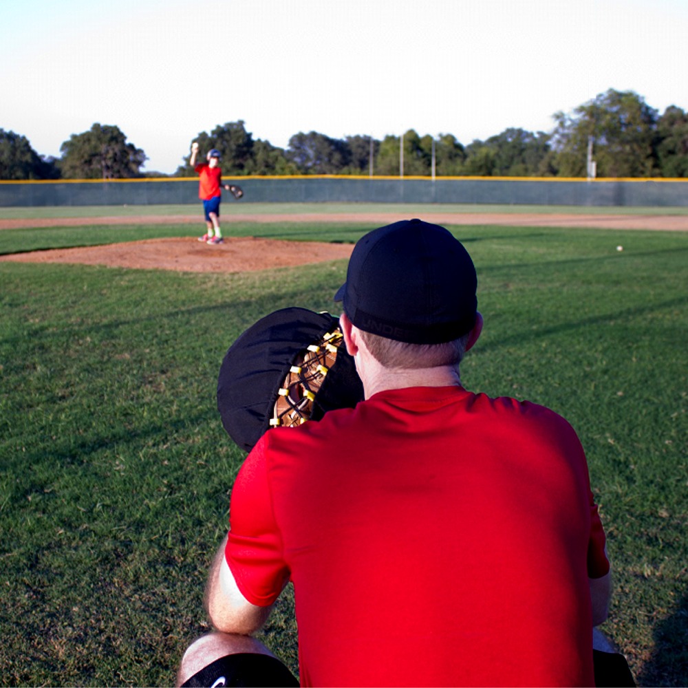 New APEX Predator Baseball Glove Targets Motivate Youth Players to